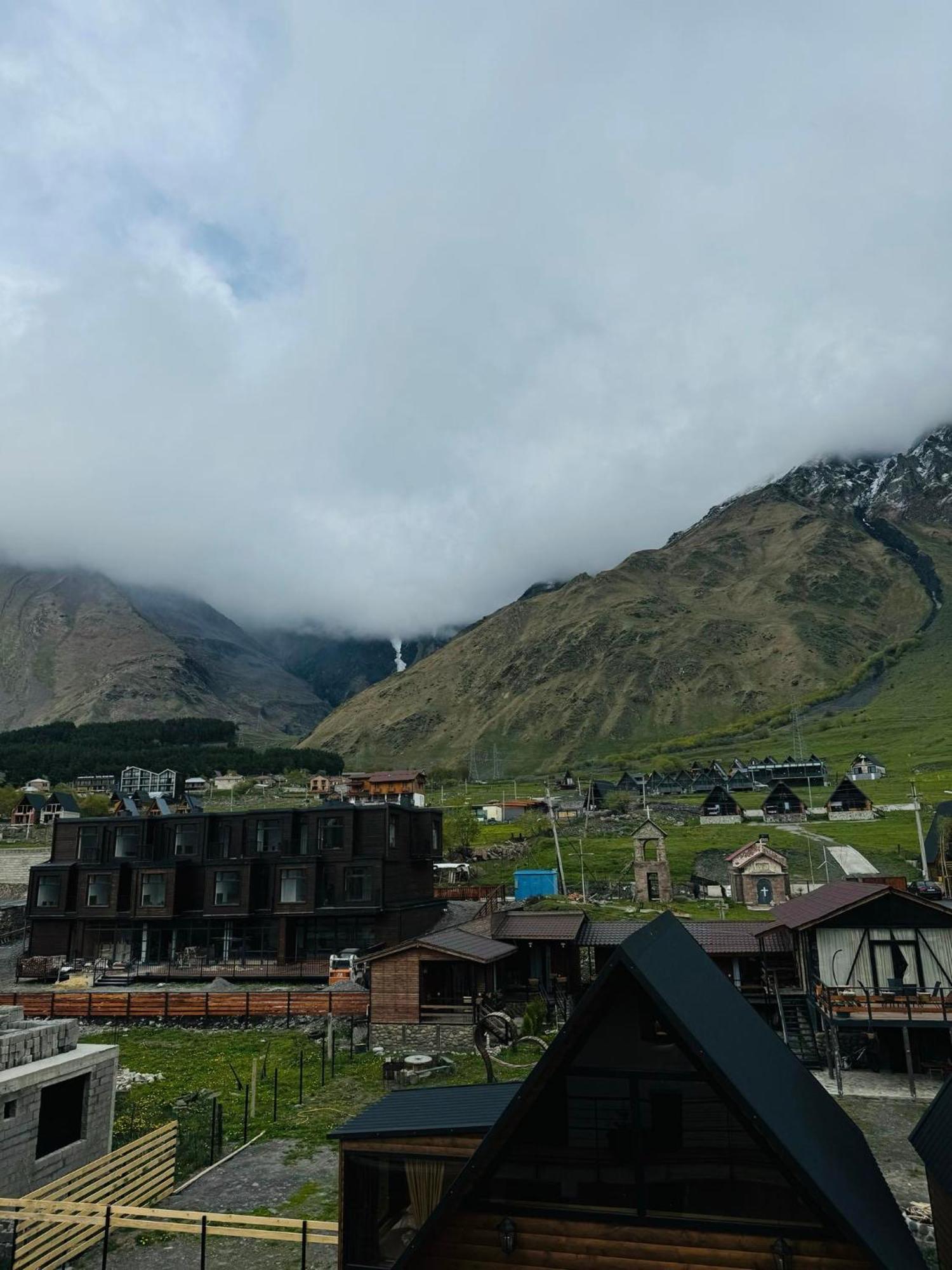 Chalet Kazbegi Hotel Buitenkant foto